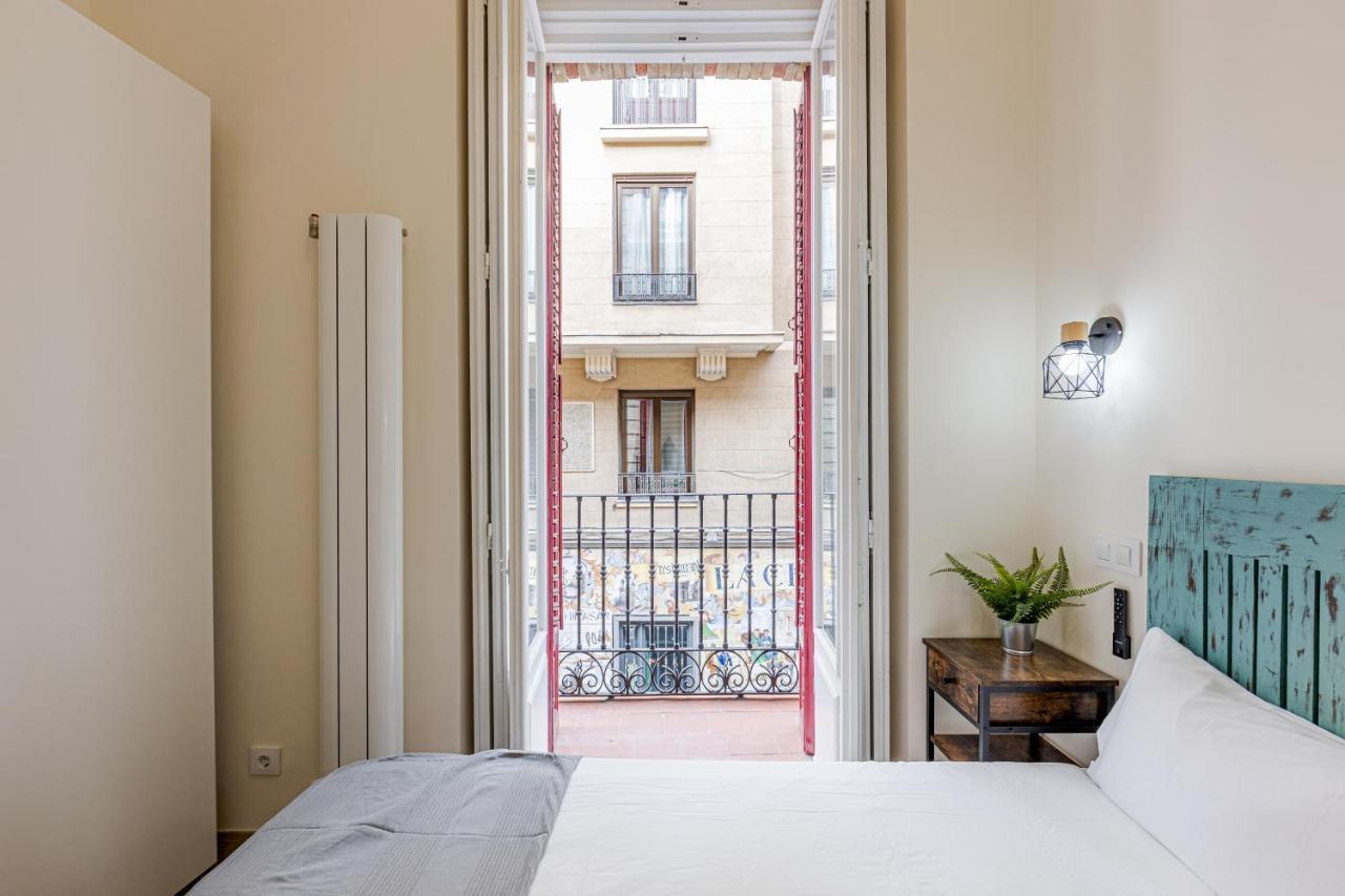 Latina XIII Lägenhet Madrid Exteriör bild